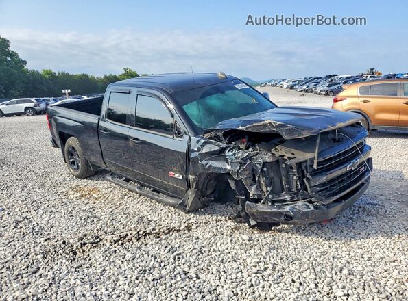 1GCVKREC9JZ338484 2018 CHEVROLET SILVERADO Black Передня права чверть