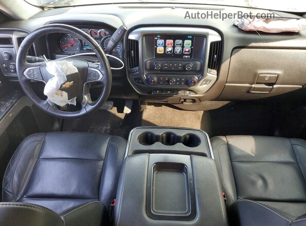 1GCVKREC9JZ338484 2018 CHEVROLET SILVERADO Black Вид панелі приладів