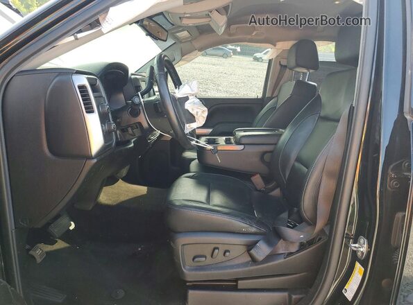 1GCVKREC9JZ338484 2018 CHEVROLET SILVERADO Black Вид салону спереду