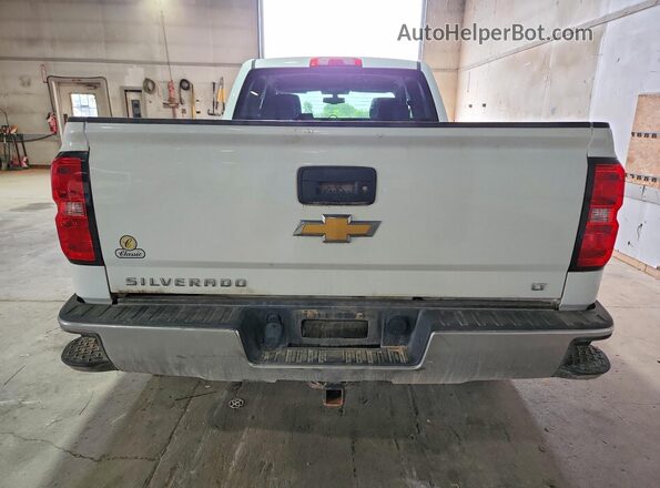 1GCVKRECXJZ291367 2018 CHEVROLET SILVERADO White Rear view