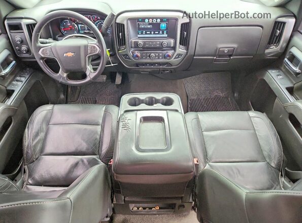 1GCVKREH1JZ203575 2018 CHEVROLET SILVERADO Черный Вид панели приборов