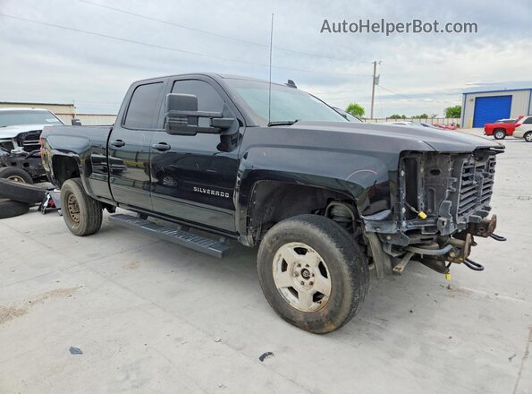 1GCVKREH1JZ203575 2018 CHEVROLET SILVERADO Черный Передняя правая четверть