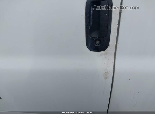 1GCWGAF13H1321550 2017 CHEVROLET EXPRESS White Widok z przodu