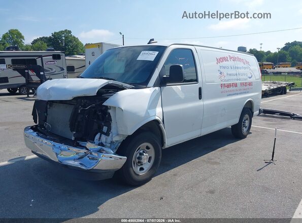 1GCWGAF77S1183040 2025 CHEVROLET EXPRESS White Vista tres cuartos delantera izquierda