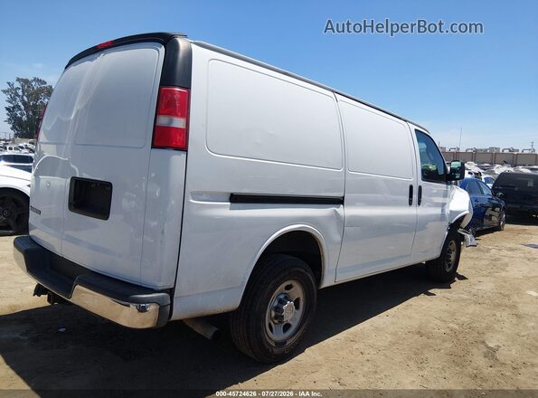 1GCWGAFF1H1118393 2017 CHEVROLET EXPRESS White Հետևի աջ