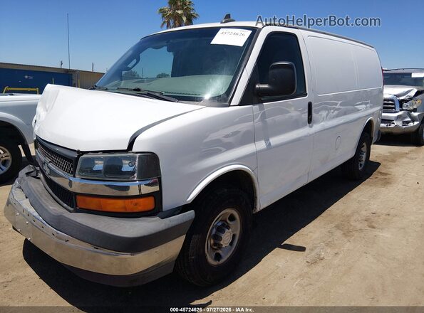 1GCWGAFF1H1118393 2017 CHEVROLET EXPRESS White Առջևի ձախ երեք քառորդ տեսարան