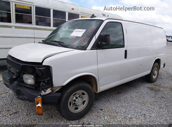 1GCWGAFF2G1129241 2016 CHEVROLET EXPRESS White Vista tres cuartos delantera izquierda