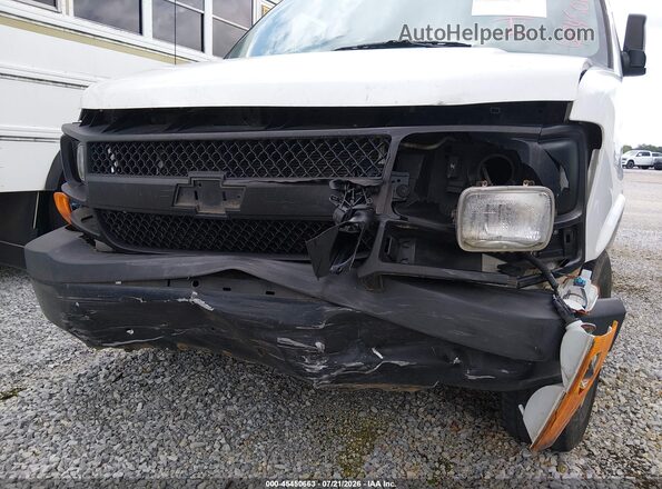 1GCWGAFF2G1129241 2016 CHEVROLET EXPRESS White Vista frontal