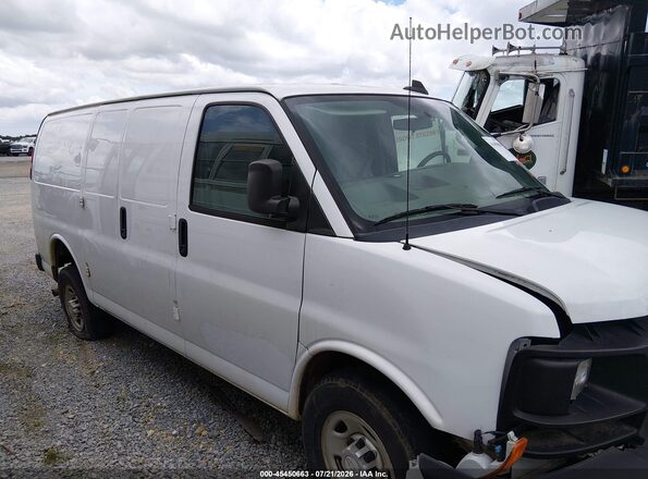1GCWGAFF2G1129241 2016 CHEVROLET EXPRESS White Vista interior trasera