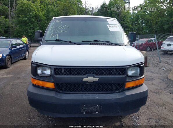 1GCWGAFF2H1133906 2017 CHEVROLET EXPRESS White Դիմացի տեսք