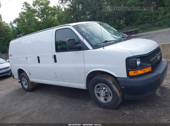 1GCWGAFF2H1133906 2017 CHEVROLET EXPRESS White Սալոնի հետևի տեսք