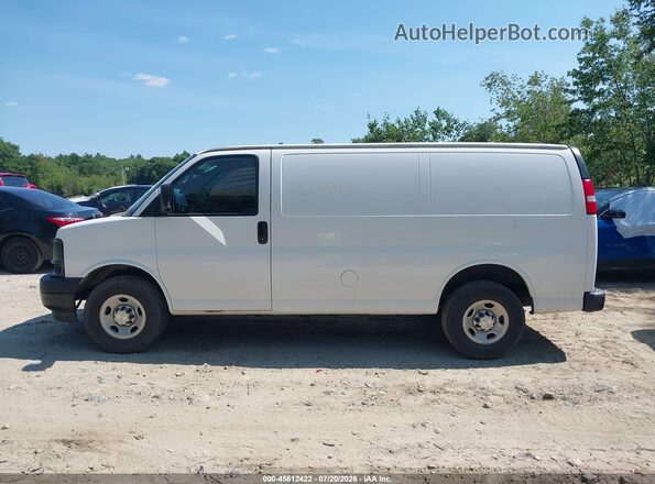 1GCWGAFF5H1209926 2017 CHEVROLET EXPRESS White Панорамний вид салону 360°