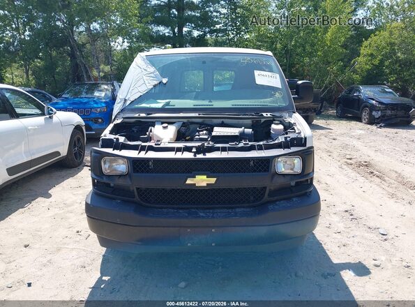 1GCWGAFF5H1209926 2017 CHEVROLET EXPRESS White Вид щитка приладів