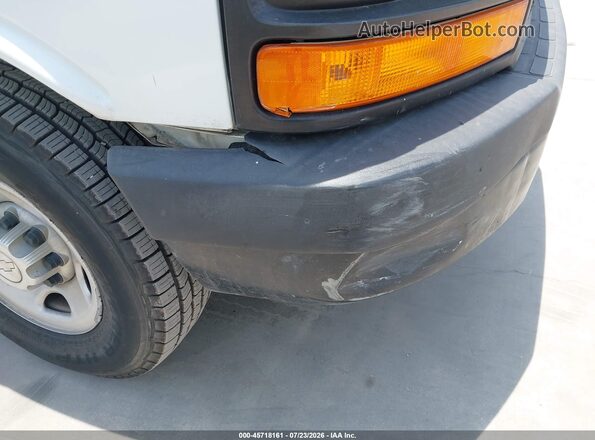 1GCWGAFF8G1166505 2016 CHEVROLET EXPRESS White Vista frontal