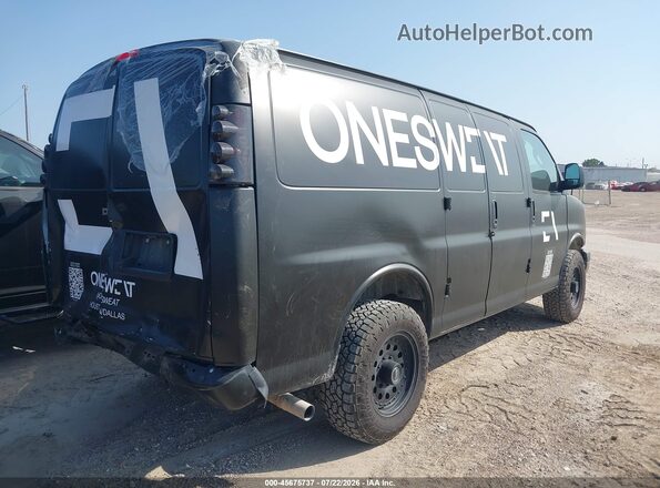 1GCWGAFF8H1128631 2017 CHEVROLET EXPRESS Black Tył prawy