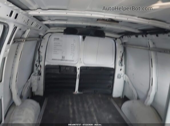 1GCWGAFF8H1128631 2017 CHEVROLET EXPRESS Black Widok naklejki z numerem VIN