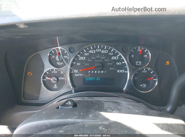1GCWGAFG3K1289372 2019 CHEVROLET EXPRESS White უკანა სავარძლების ხედი