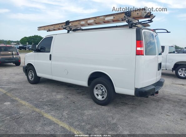 1GCWGAFG3K1372834 2019 CHEVROLET EXPRESS White Rear left