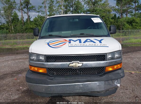 1GCWGAFG4K1358859 2019 CHEVROLET EXPRESS White Vista del cuadro de instrumentos