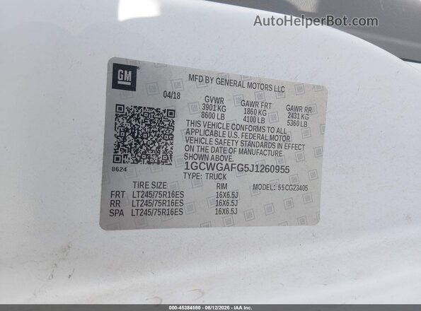 1GCWGAFG5J1260955 2018 CHEVROLET EXPRESS White Engine compartment view