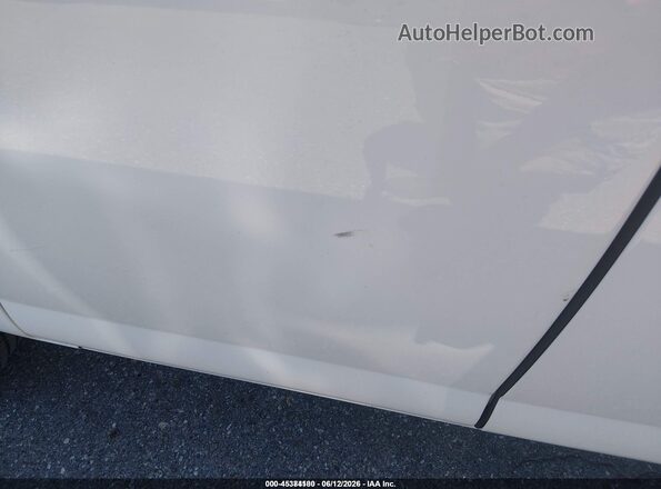 1GCWGAFG5J1260955 2018 CHEVROLET EXPRESS White 