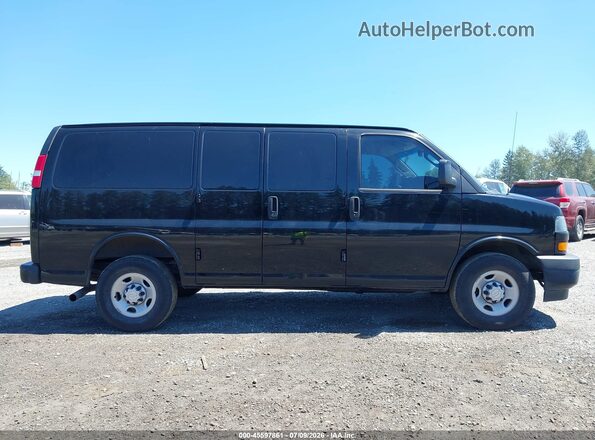 1GCWGAFG5J1289534 2018 CHEVROLET EXPRESS Black უკანა სალონის ხედი
