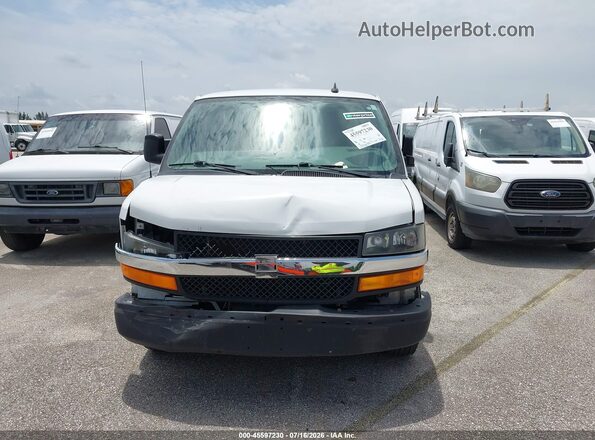 1GCWGAFG7K1146747 2019 CHEVROLET EXPRESS White Widok zestawu wskaźników