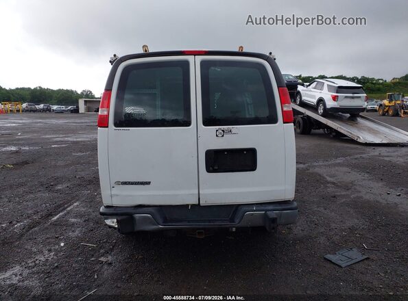1GCWGAFG8J1906232 2018 CHEVROLET EXPRESS White 