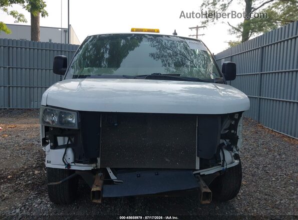 1GCWGAFP0L1193443 2020 CHEVROLET EXPRESS White Rear interior view