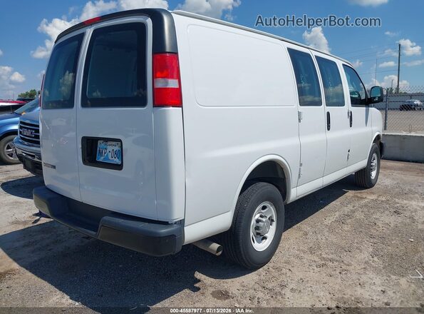 1GCWGAFP0P1107828 2023 CHEVROLET EXPRESS White უკანა მარჯვენა