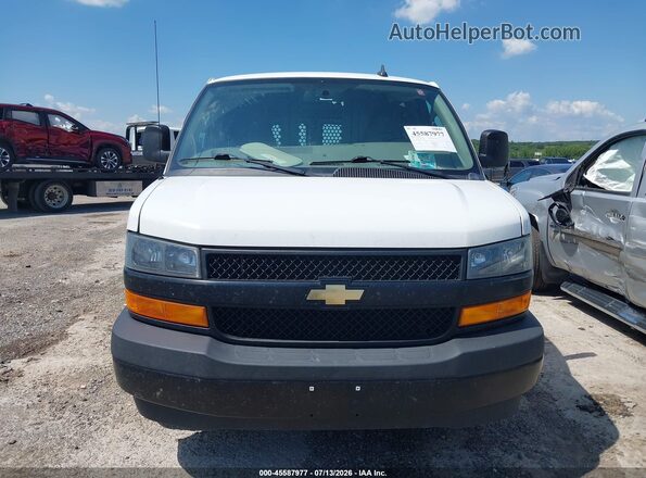 1GCWGAFP0P1107828 2023 CHEVROLET EXPRESS White წინა ხედი