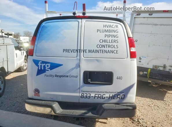 1GCWGAFP0P1209551 2023 CHEVROLET EXPRESS White უკანა ხედი
