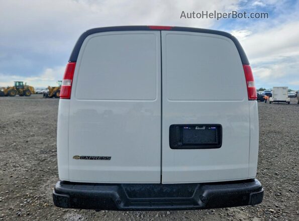 1GCWGAFP0R1253536 2024 CHEVROLET EXPRESS White Vista trasera
