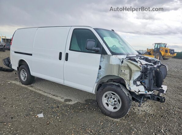 1GCWGAFP0R1253536 2024 CHEVROLET EXPRESS White Delantero derecho