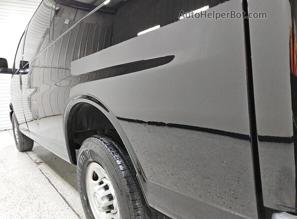 1GCWGAFP1P1108731 2023 CHEVROLET EXPRESS Black 