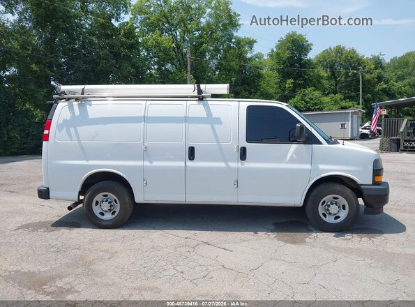 1GCWGAFP2K1366183 2019 CHEVROLET EXPRESS White Vista interior trasera