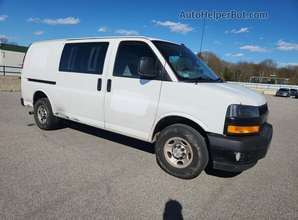 1GCWGAFP2L1276386 2020 CHEVROLET EXPRESS White Հետևի նստատեղերի տեսք