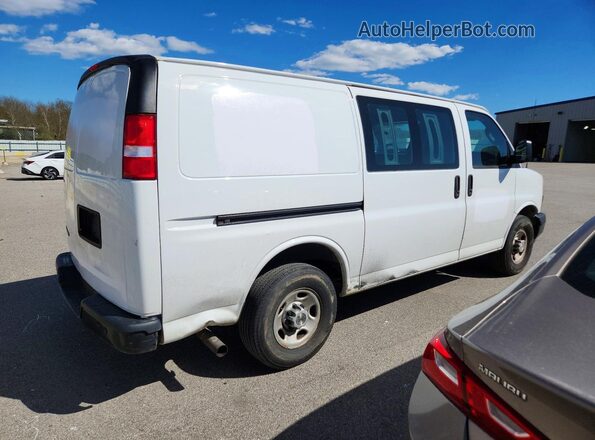 1GCWGAFP2L1276386 2020 CHEVROLET EXPRESS White Հետևի աջ
