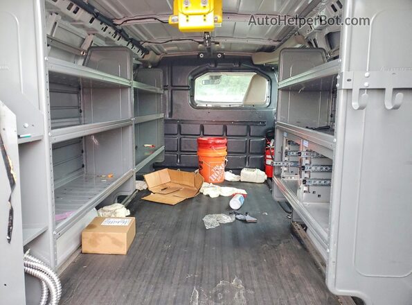 1GCWGAFP3M1228090 2021 CHEVROLET EXPRESS White Հետևի նստատեղերի տեսք