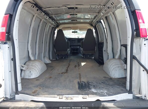 1GCWGAFP4P1116368 2023 CHEVROLET EXPRESS Белый Вид наклейки с VIN-кодом