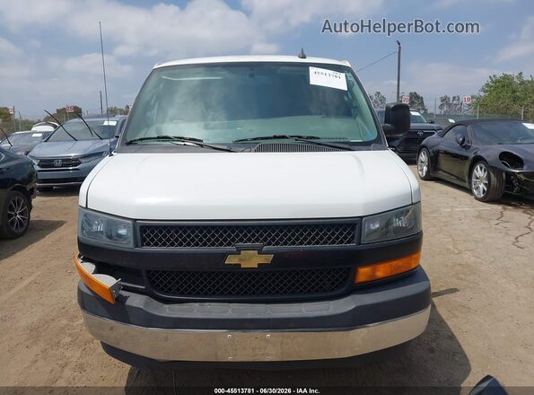 1GCWGAFP4P1116368 2023 CHEVROLET EXPRESS Белый Вид щитка приборов