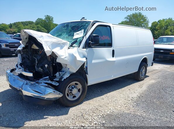 1GCWGAFP5R1136728 2024 CHEVROLET EXPRESS White წინა მარცხენა ხედი სამი მეოთხედიდან