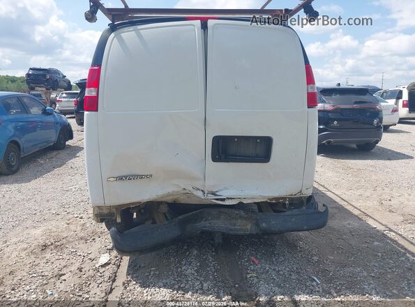 1GCWGAFP8P1199075 2023 CHEVROLET EXPRESS White Front view