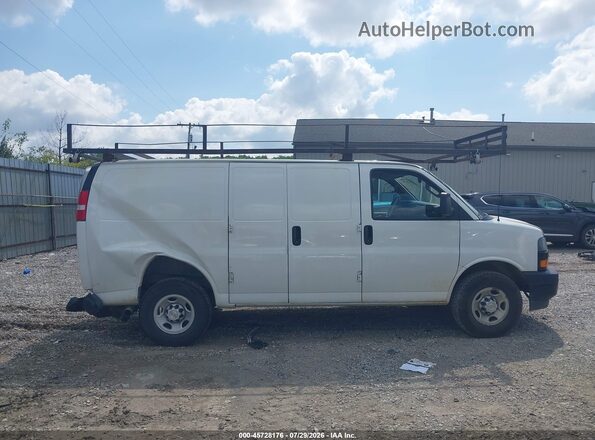 1GCWGAFP8P1199075 2023 CHEVROLET EXPRESS White Rear interior view