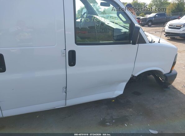 1GCWGAFP9M1188520 2021 CHEVROLET EXPRESS White Դիմացի տեսք