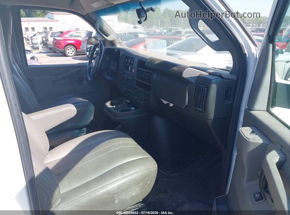 1GCWGAFPXL1141219 2020 CHEVROLET EXPRESS White Vista interior delantera