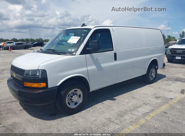 1GCWGAFPXN1217525 2022 CHEVROLET EXPRESS White Przód lewy