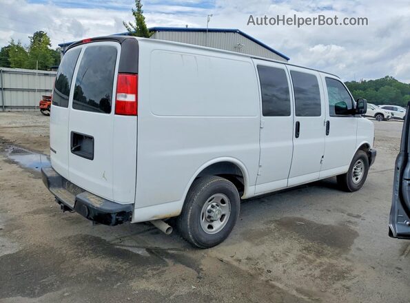 1GCWGAFPXP1251337 2023 CHEVROLET EXPRESS White Trasero derecho