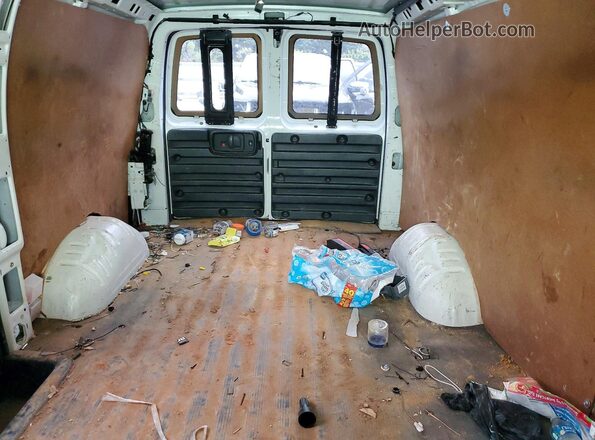 1GCWGAFPXP1251337 2023 CHEVROLET EXPRESS White Vista de los asientos traseros