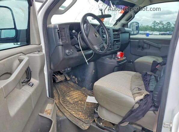 1GCWGAFPXP1251337 2023 CHEVROLET EXPRESS White Vista del salpicadero